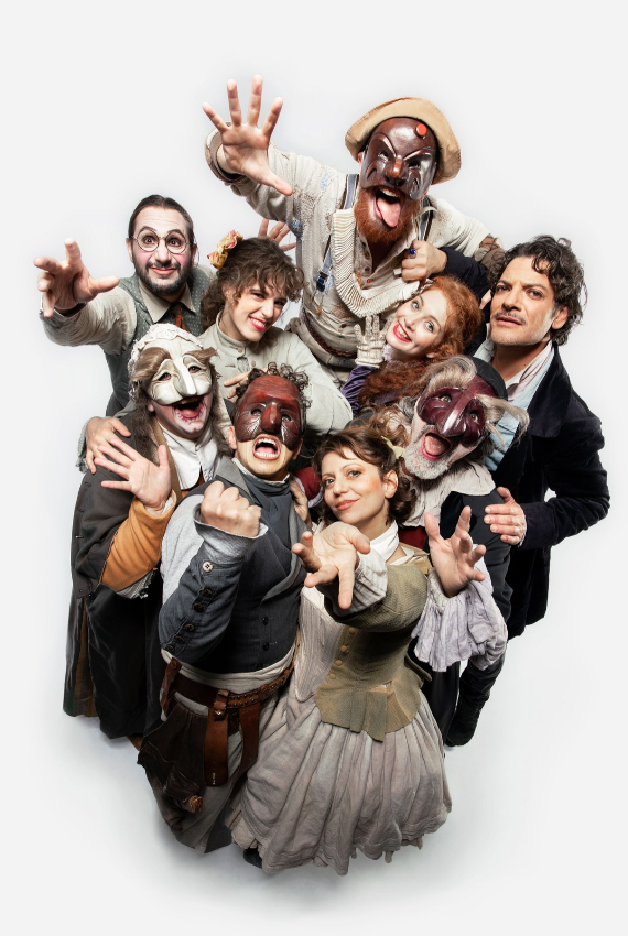 abbonamento giudicarie con i personaggi di arlecchino