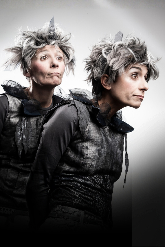 Rita Pelusio e Rossana Molanei loro costumi di scena